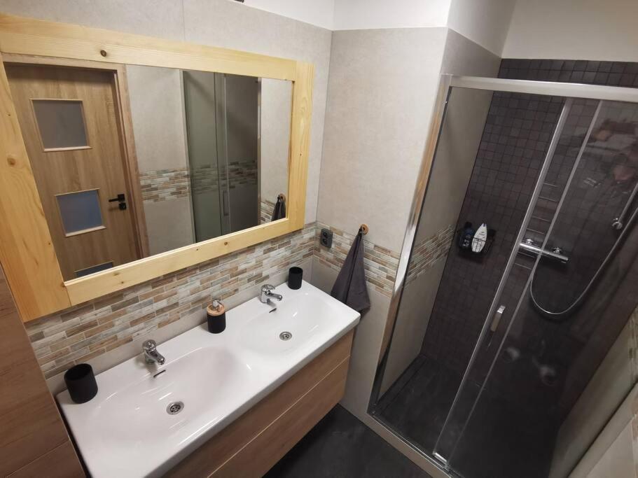 Apartman Bila Voda Cervena Voda Exterior foto